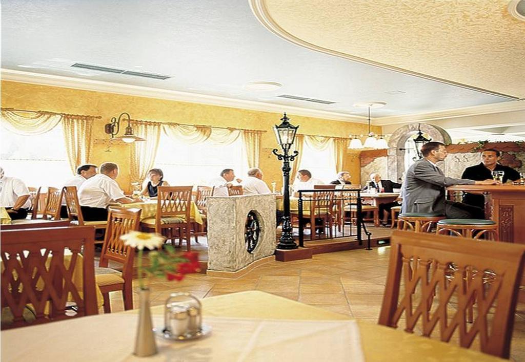 Der Dorfwirt Hotel Rechberg Eksteriør billede