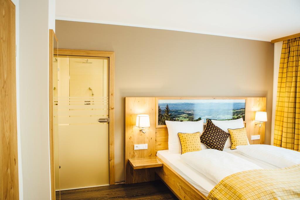 Der Dorfwirt Hotel Rechberg Eksteriør billede